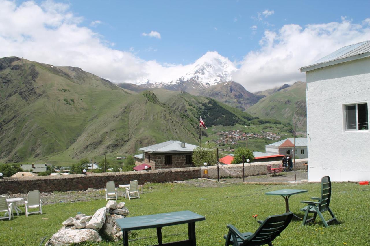 Hotel Noa Kazbegi Exterior foto