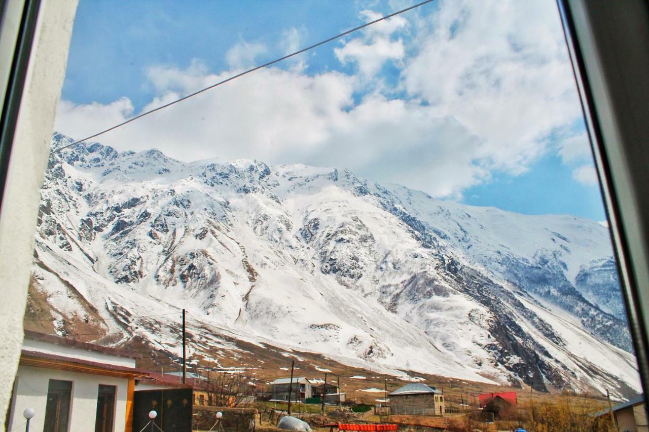 Hotel Noa Kazbegi Exterior foto