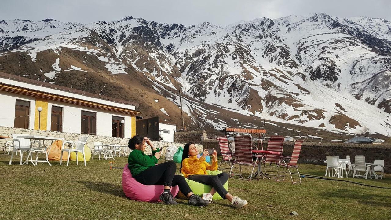 Hotel Noa Kazbegi Exterior foto