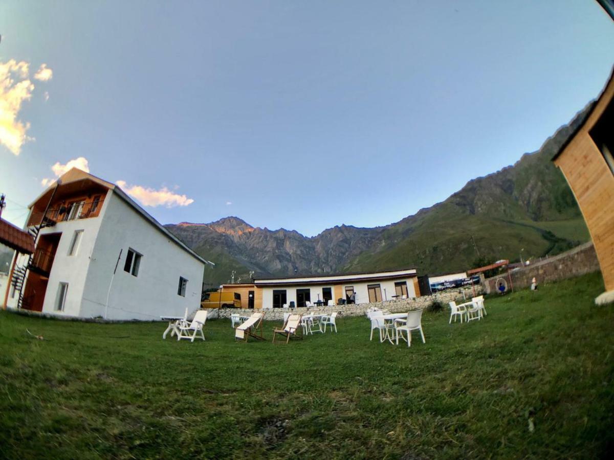 Hotel Noa Kazbegi Exterior foto
