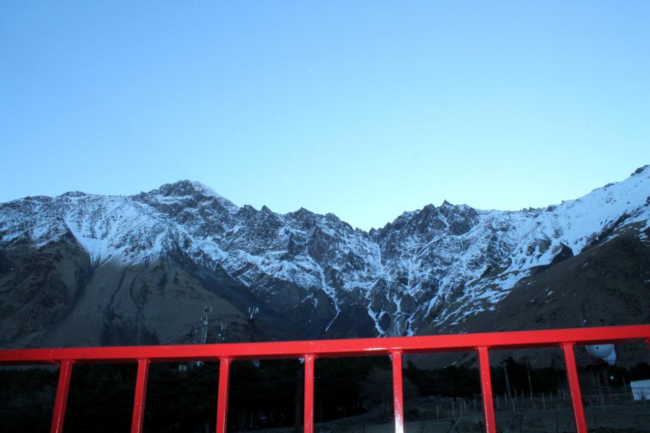 Hotel Noa Kazbegi Exterior foto